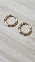 Créoles demi martelées / lisses dorées 12 mm