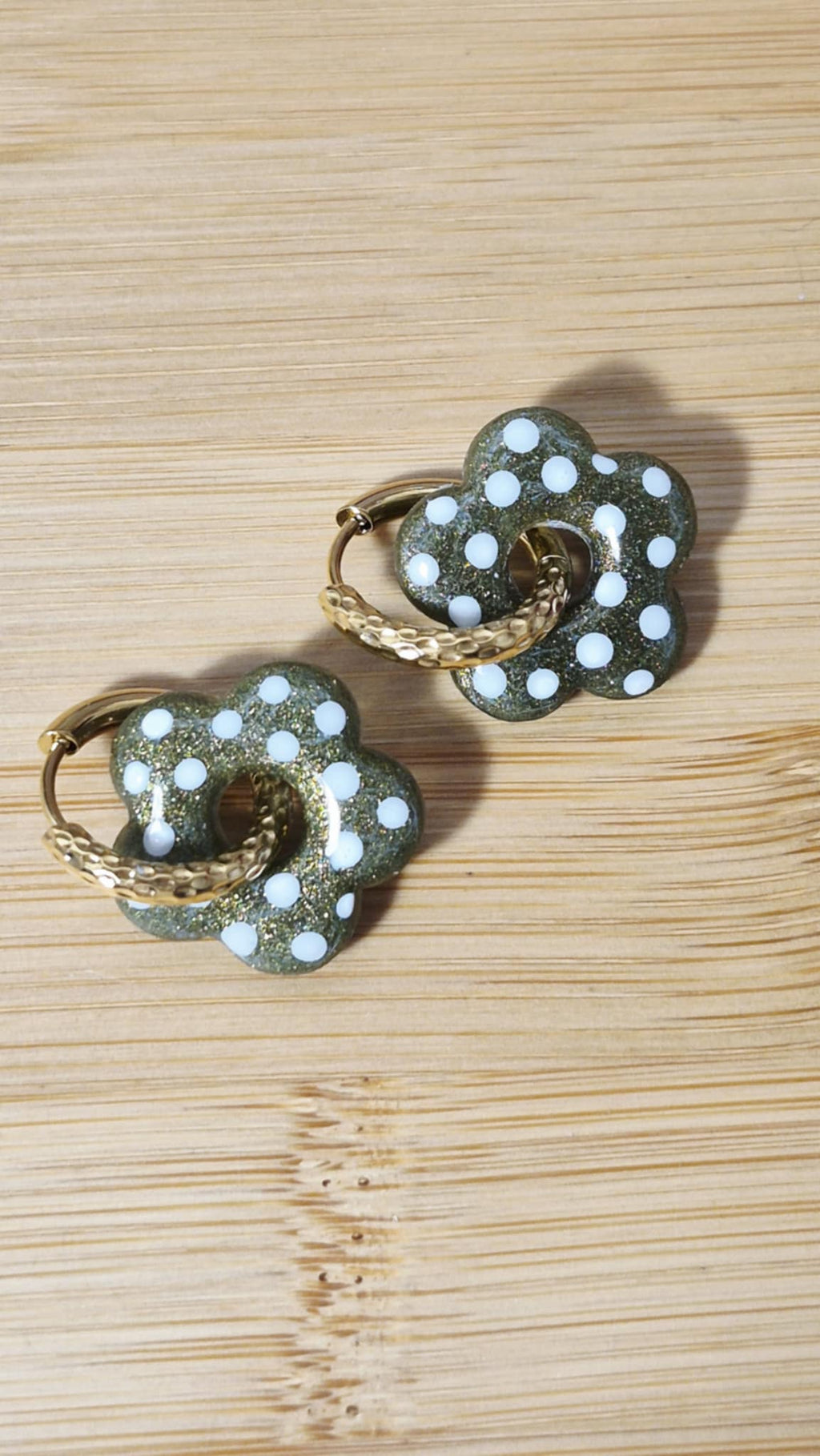 Pampilles fleurs à pois