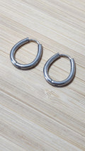 Créoles ovales argentées 16x18 mm