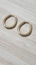 Créoles ovales dorées 16x18 mm