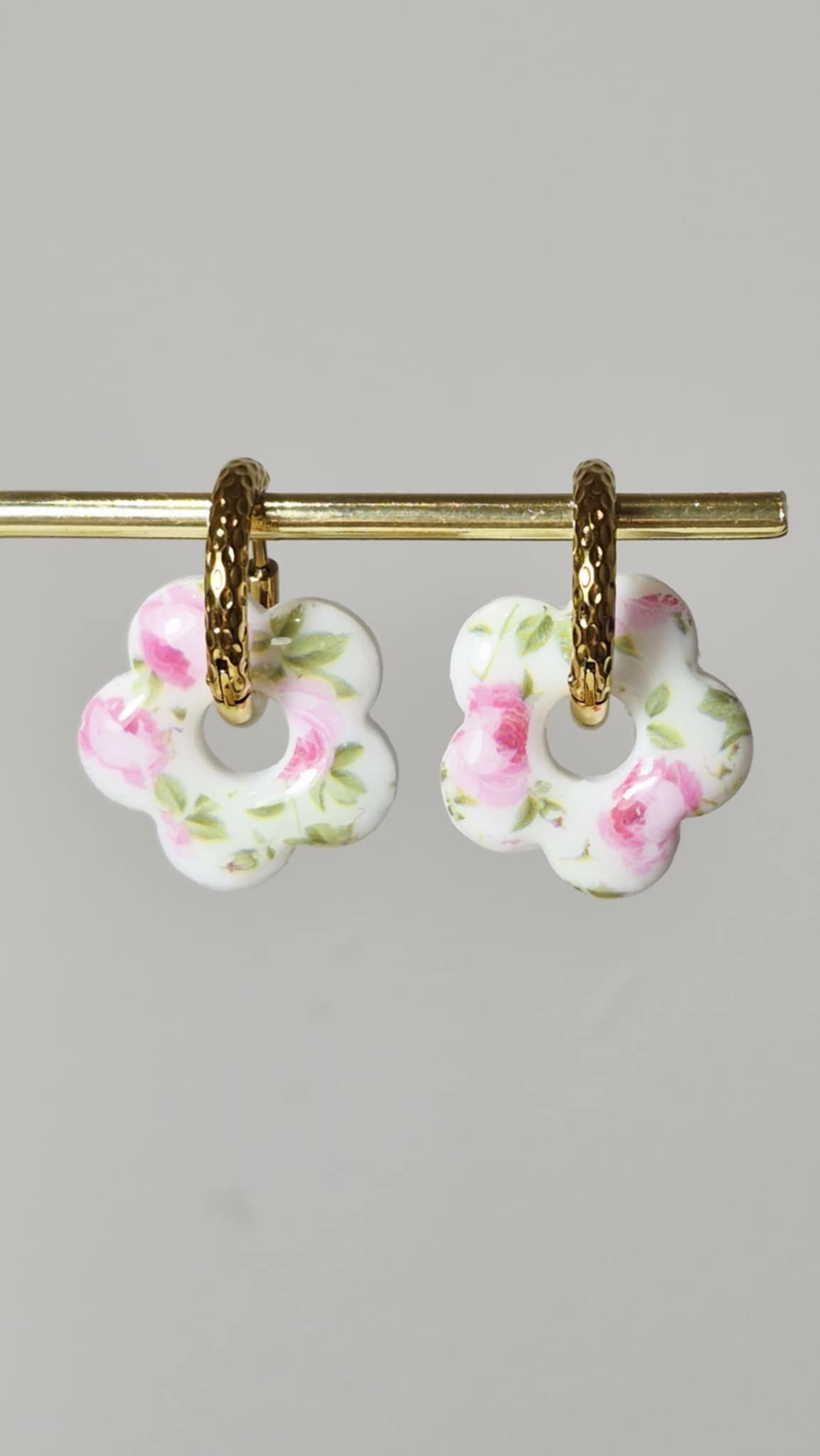 Fleurs à motifs fleuris