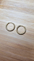 Créoles fines lisses dorées 12 mm