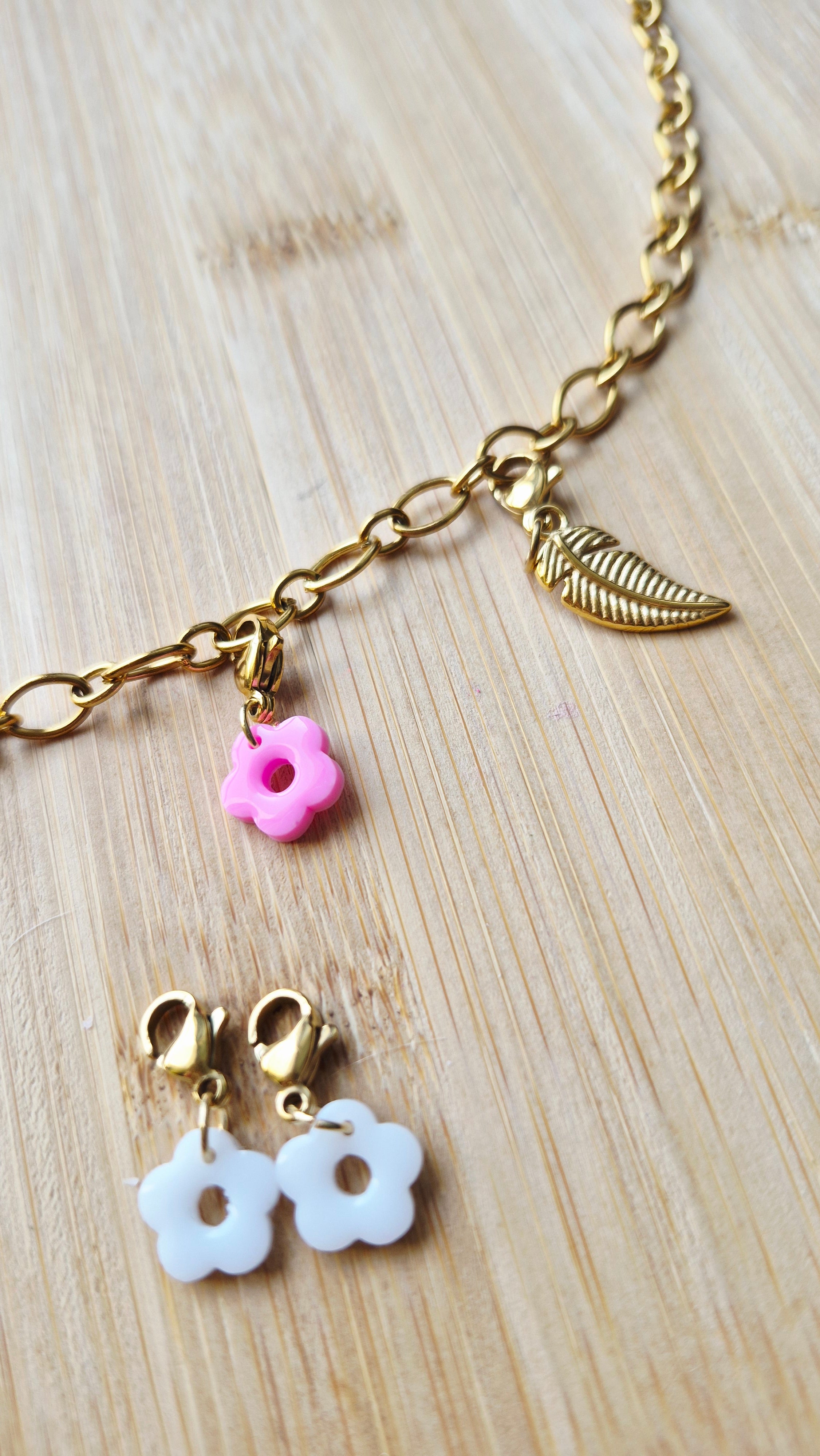 Collier charms collection pastel