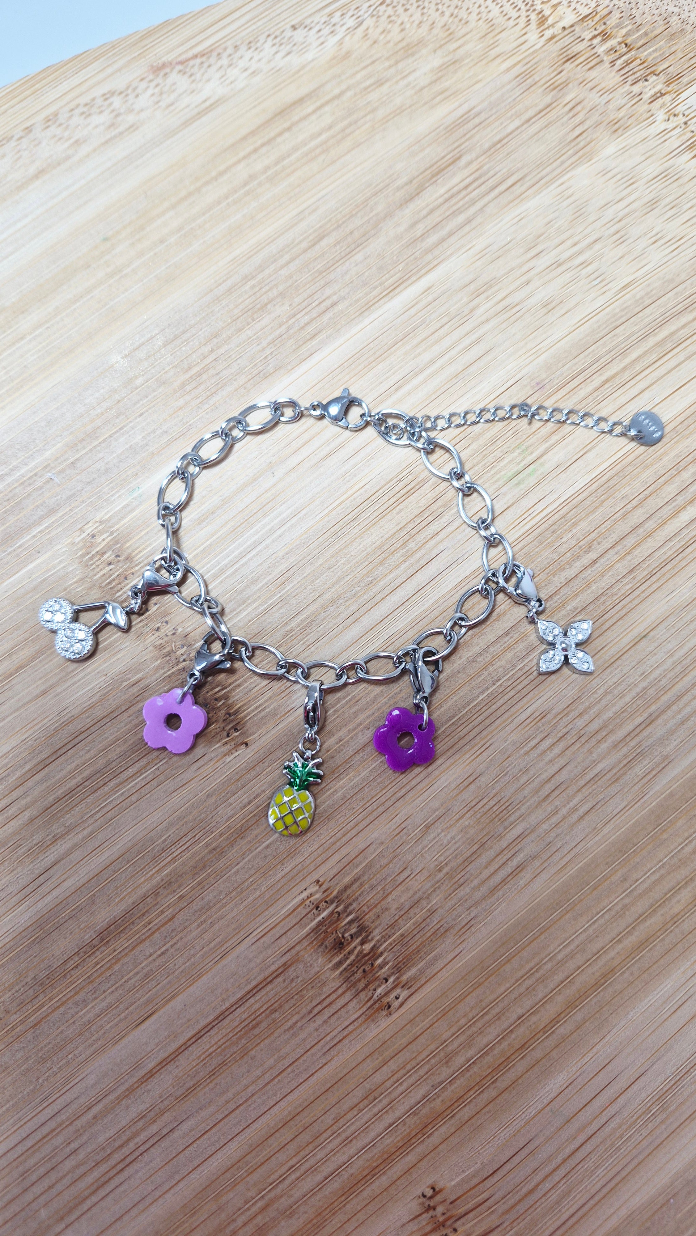 Bracelet argenté charms violets