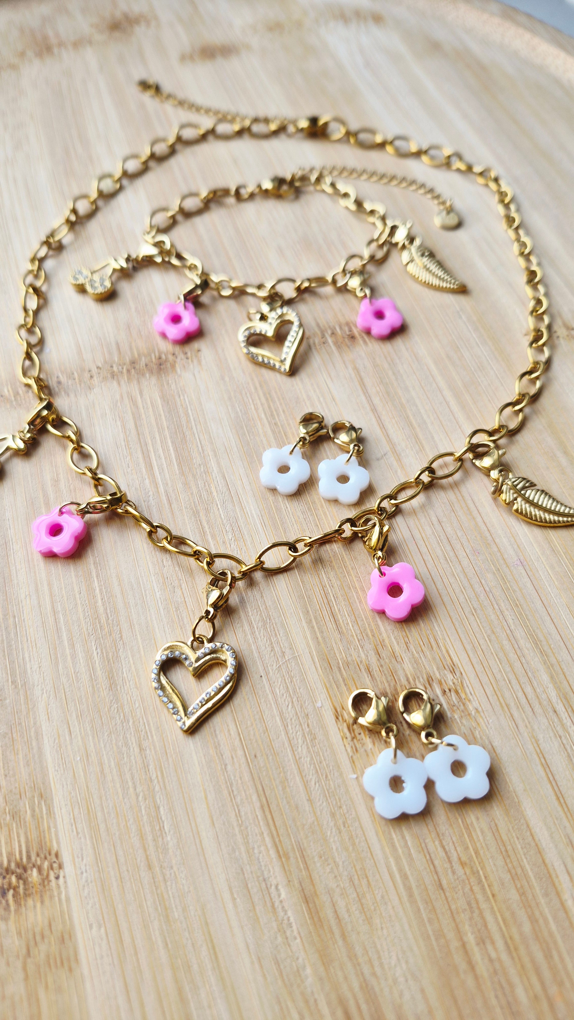 Collier charms collection pastel