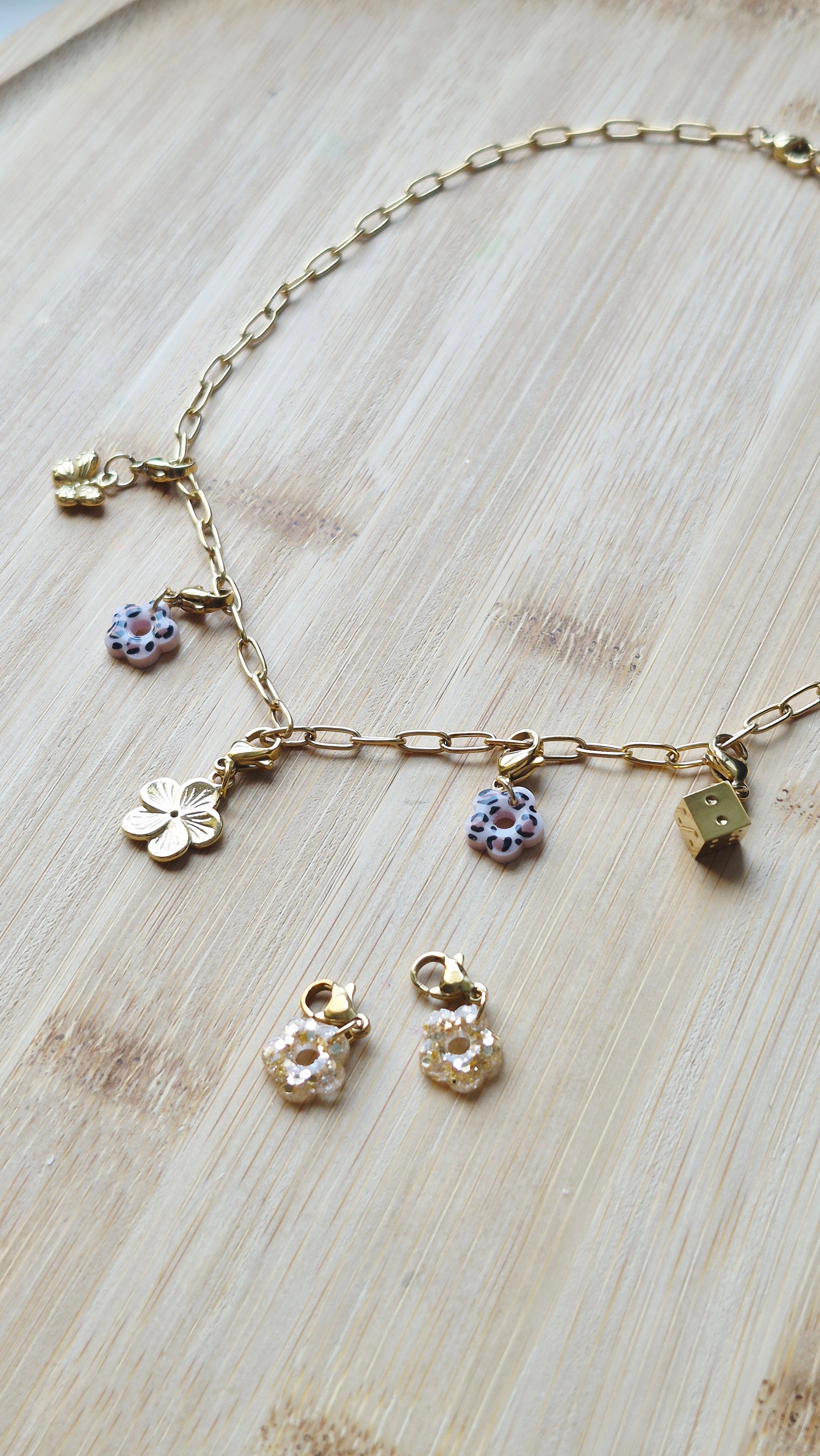 Collier charms collection féline