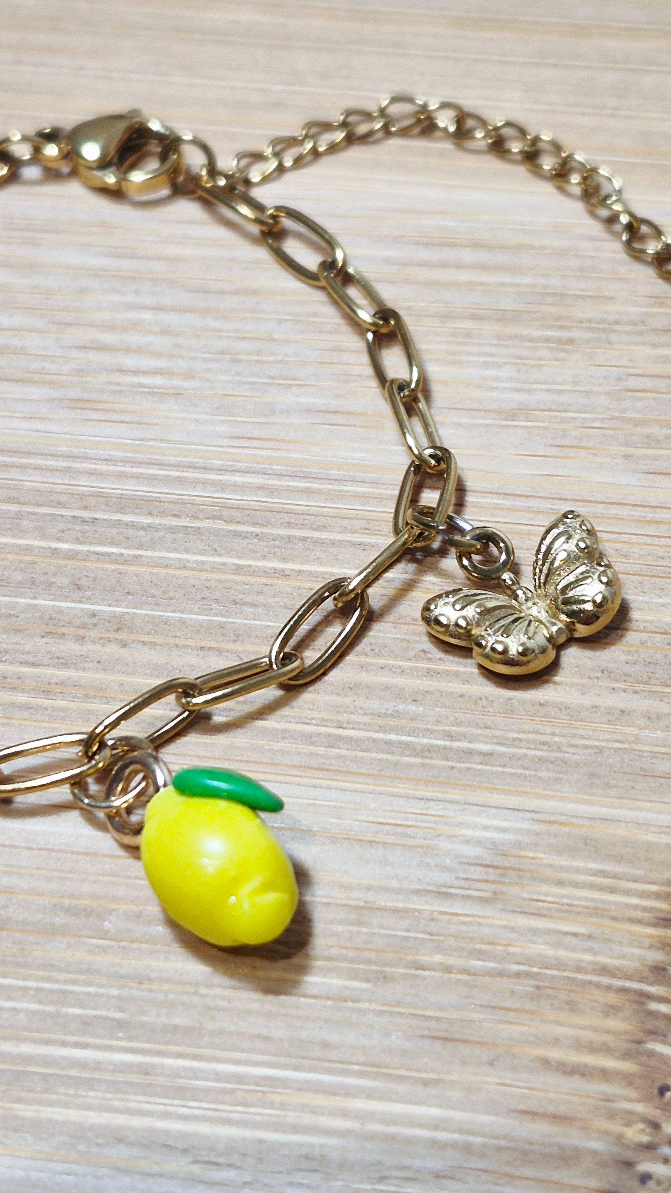Bracelet charms fruits