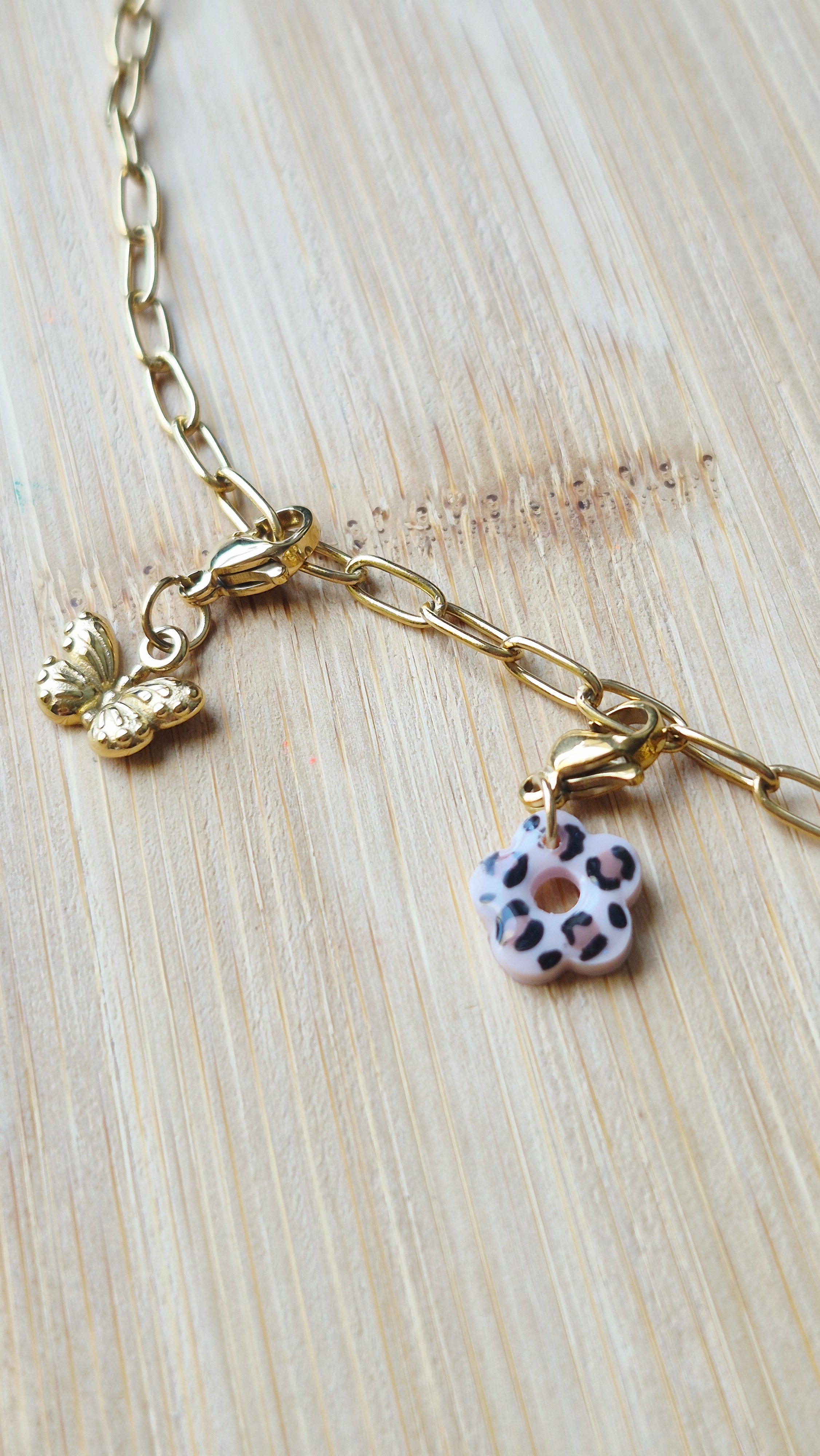 Collier charms collection féline