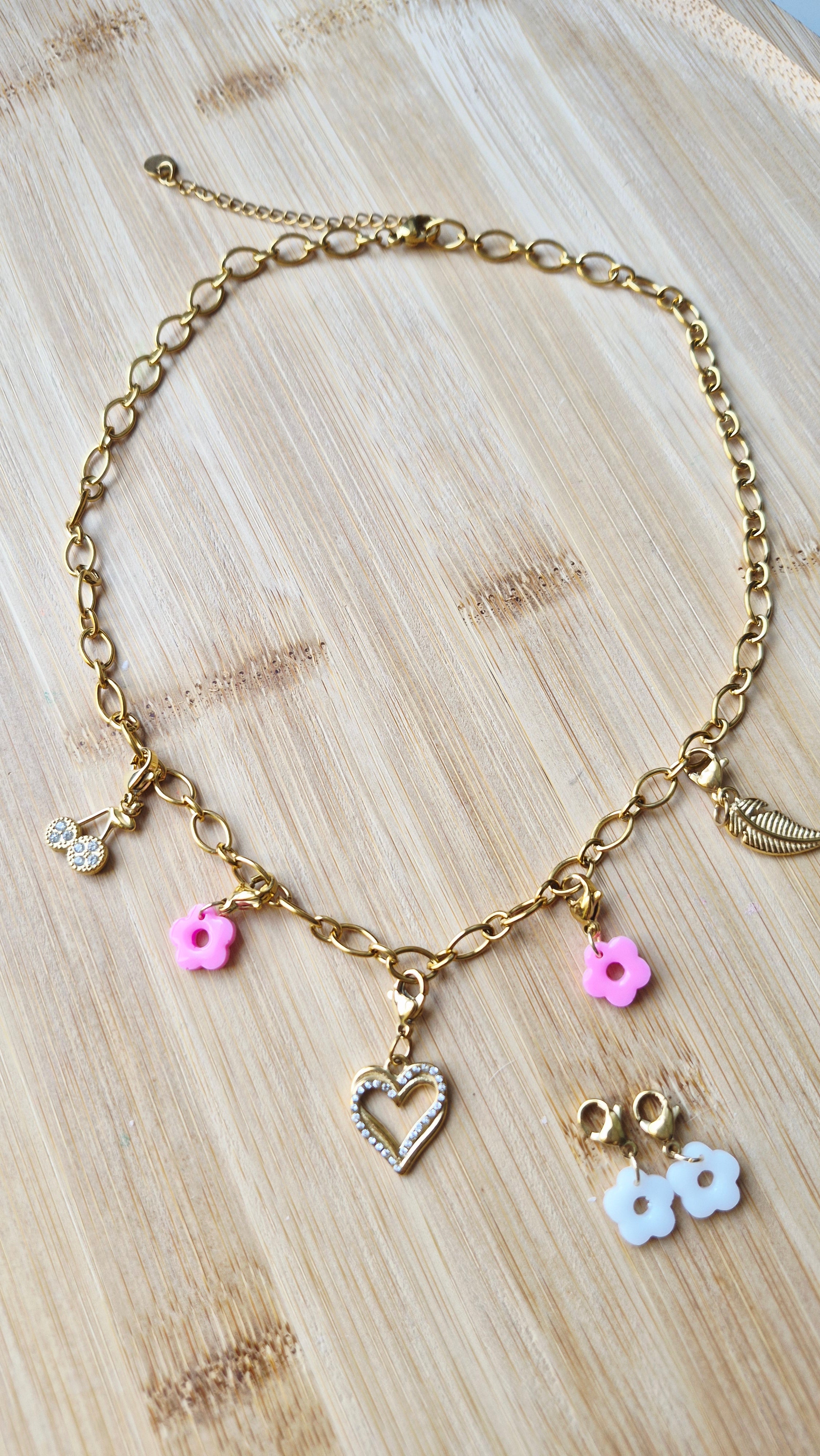 Collier charms collection pastel