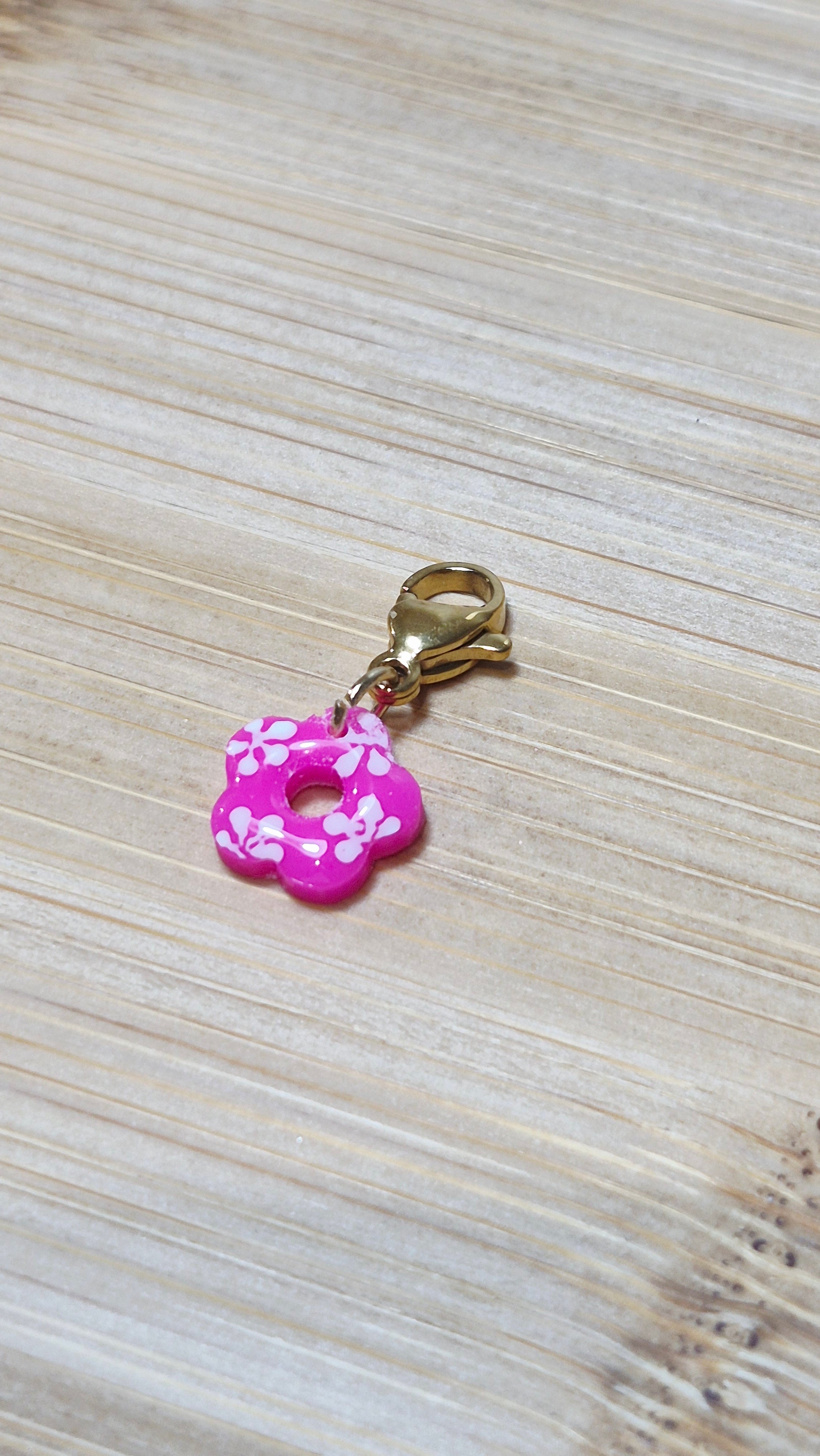 Fleur fushia motifs fleuri