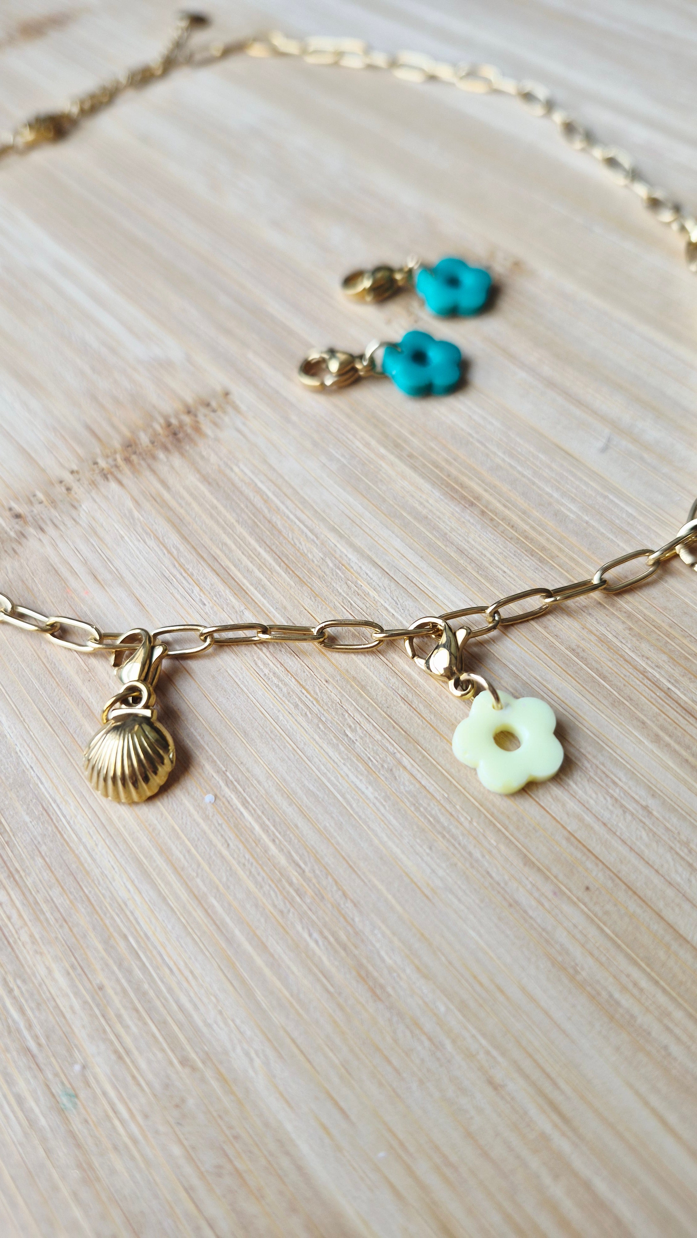 Collier charms collection évasion