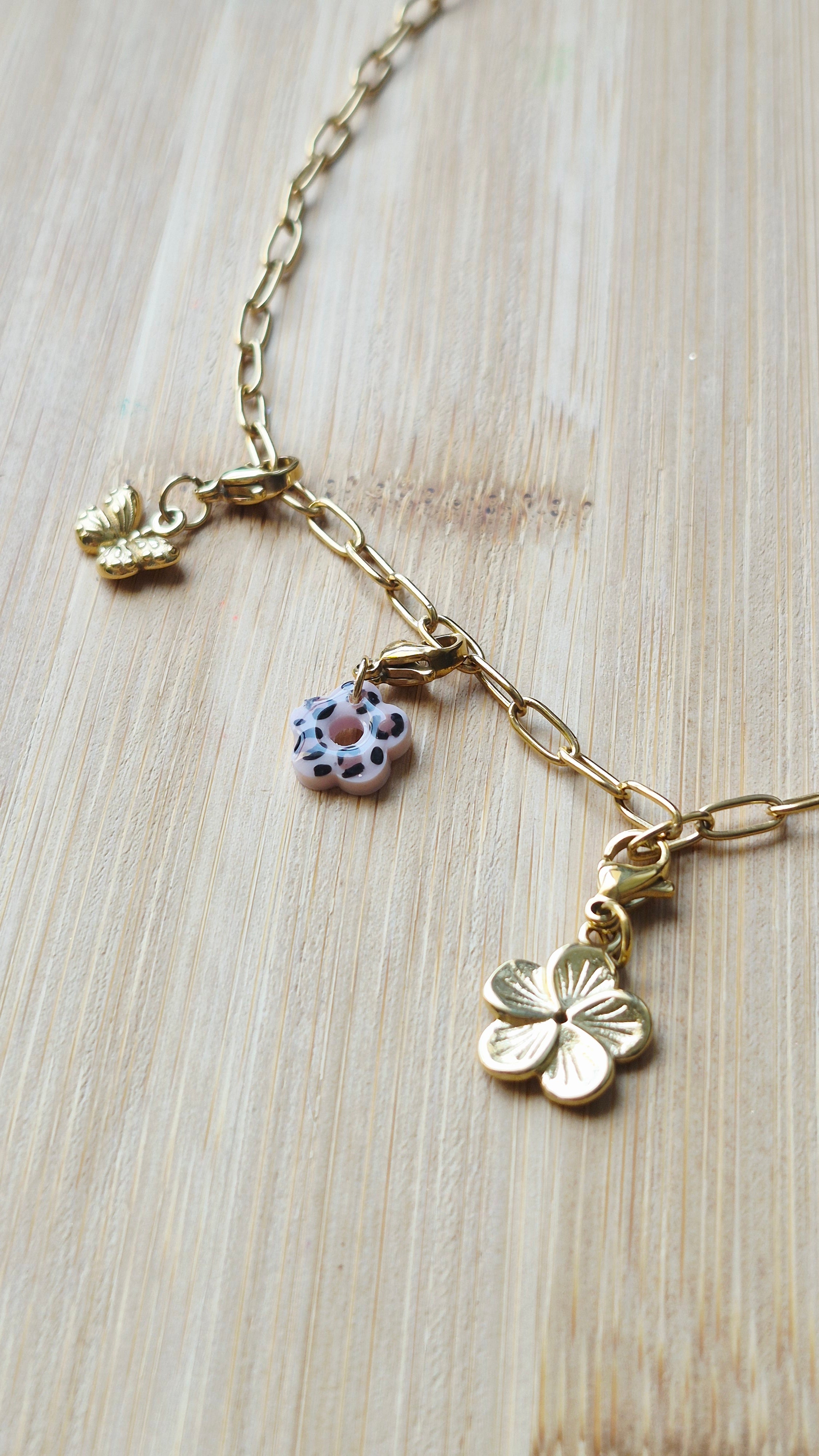 Collier charms collection féline